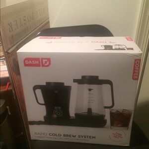 Cold brew coffee machine